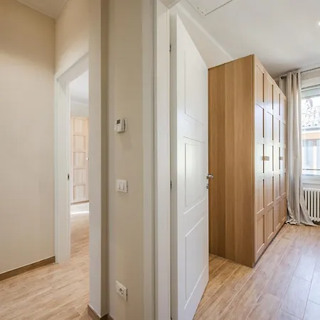 Sui Tetti Di Centro, Casa Dei Colori * Μπολόνια