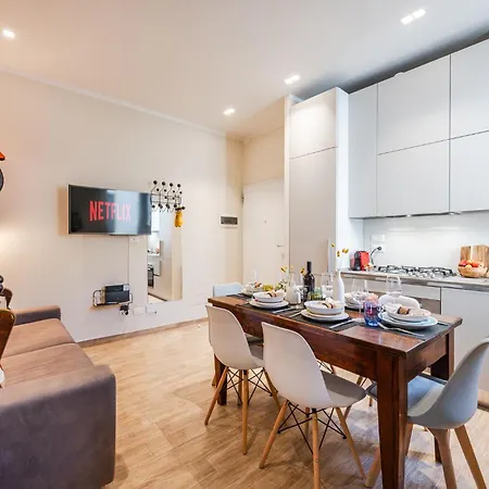 Apartamento Sui Tetti Di Centro, Casa Dei Colori