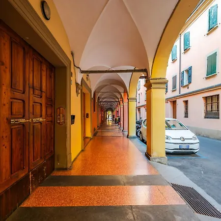 Sui Tetti Di Centro, Casa Dei Colori Apartamento Bolonia