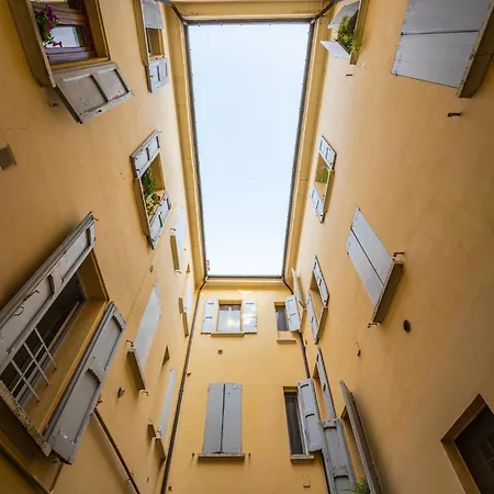 Sui Tetti Di Centro, Casa Dei Colori
