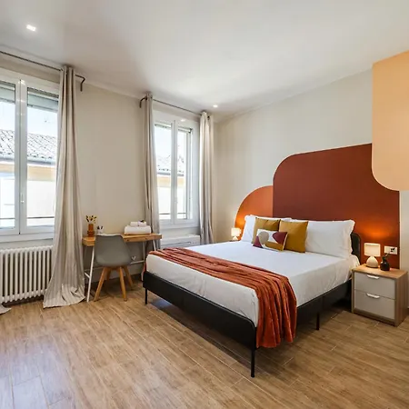 Appartamento Sui Tetti Di Centro, Casa Dei Colori