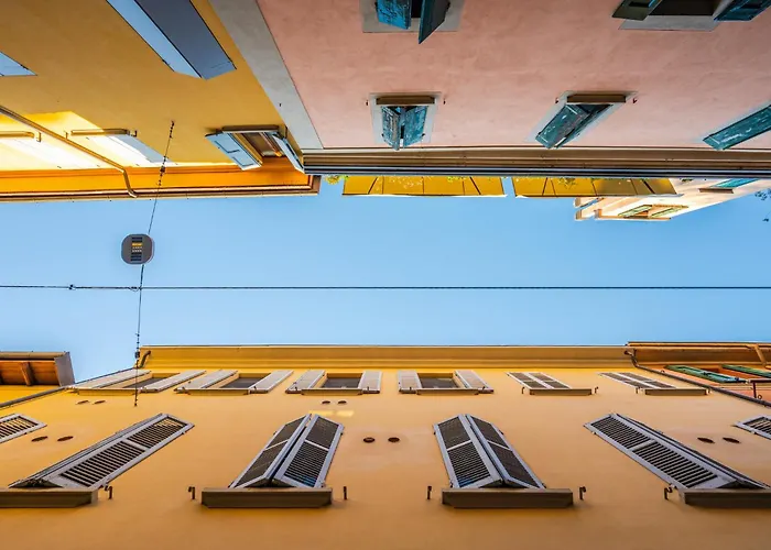Sui Tetti Di Centro, Casa Dei Colori شقة