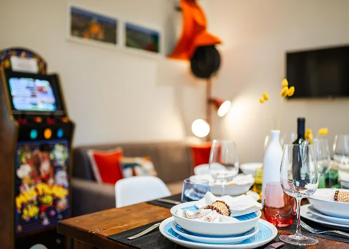 Sui Tetti Di Centro, Casa Dei Colori * بولونيا