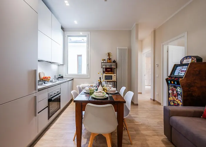 Sui Tetti Di Centro, Casa Dei Colori