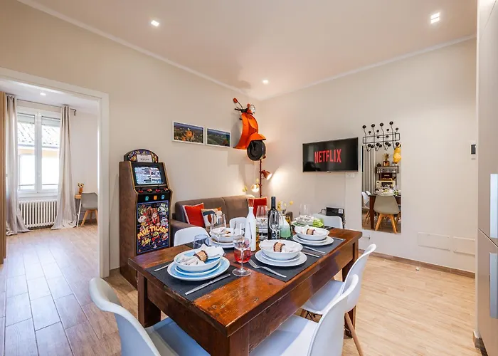 Sui Tetti Di Centro, Casa Dei Colori בולוניה