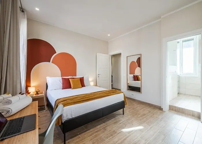 Sui Tetti Di Centro, Casa Dei Colori דירה