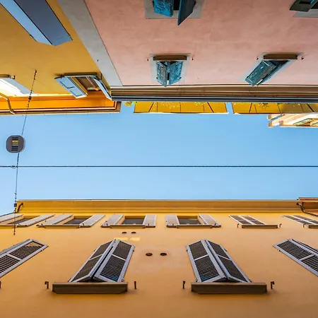 Sui Tetti Di Centro, Casa Dei Colori 아파트