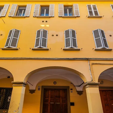Sui Tetti Di Centro, Casa Dei Colori