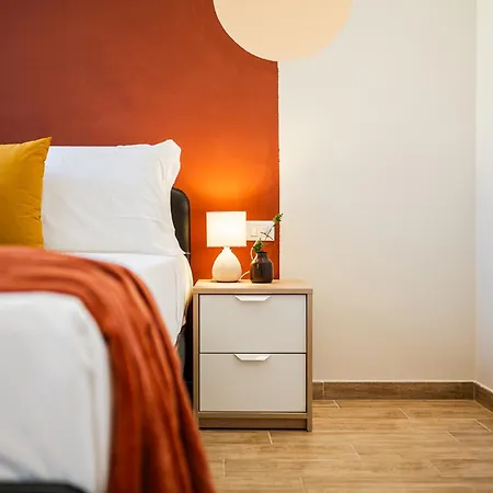 Apartamento Sui Tetti Di Centro, Casa Dei Colori