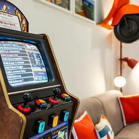 Apartamento Sui Tetti Di Centro, Casa Dei Colori *